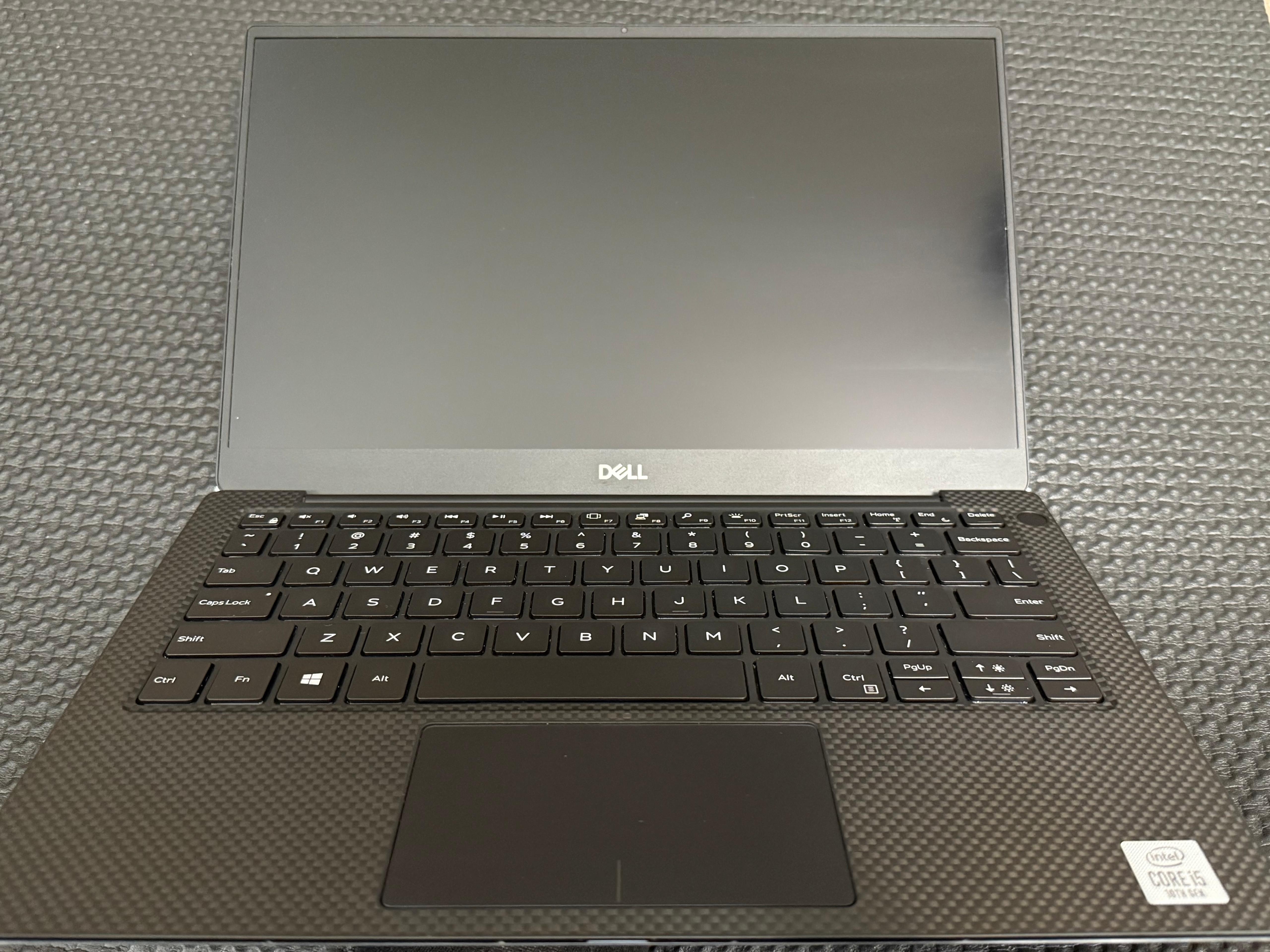computadoras y laptops - Vendo LapTop Dell XPS Negociable  0