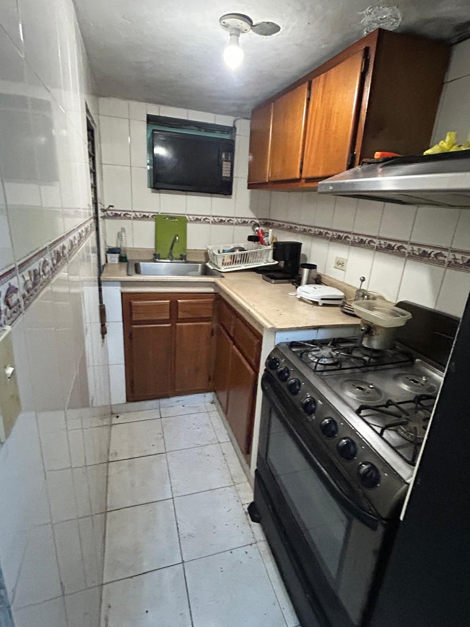 casas - Venta de casa en la Av. Independencia  4
