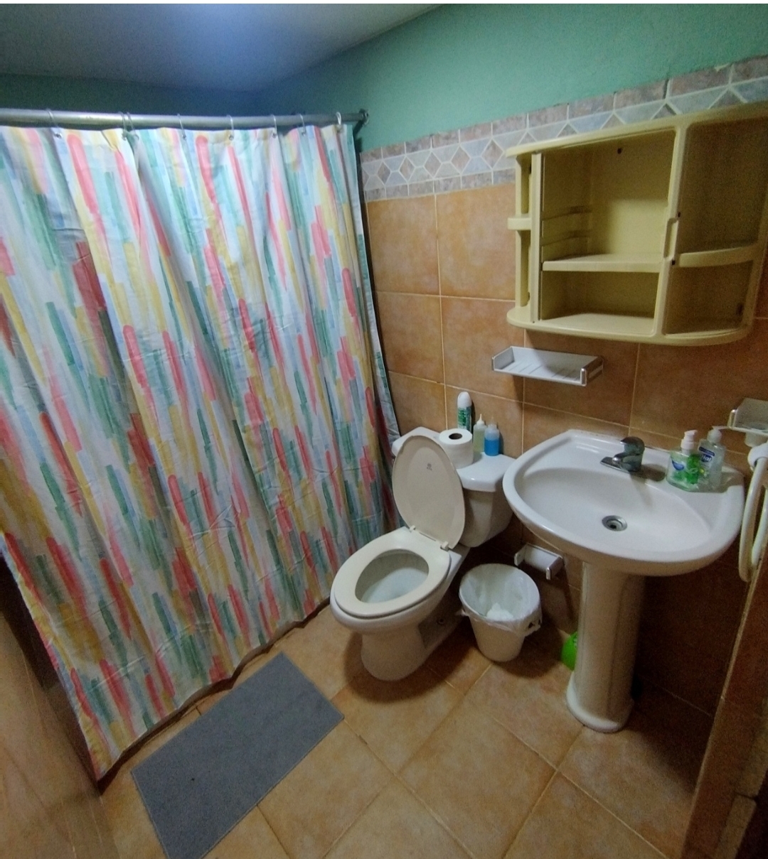 habitaciones y viviendas compartidas - Alquiler de habitación en Gascue  4