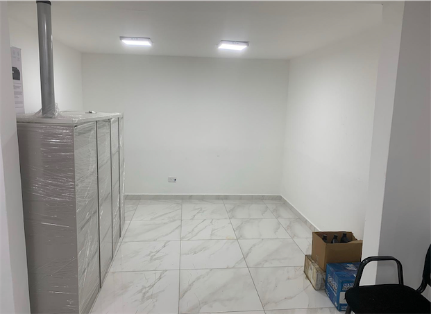 oficinas y locales comerciales - Oficina céntrica en el millon 1