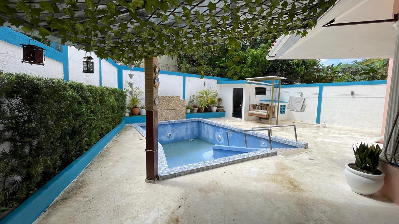 casas - Casa en venta o alquiler en altos de arroyo r lll 6