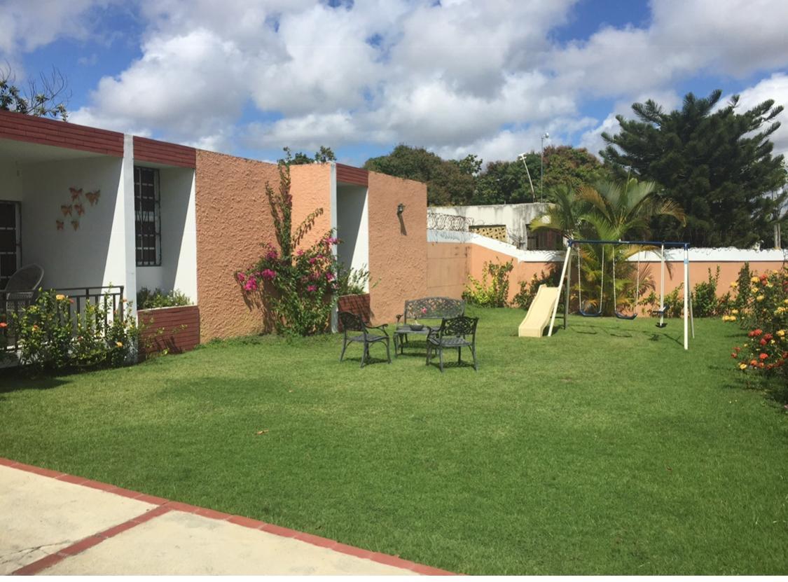 casas - VENDO CASA/TERRENO EN RESIDENCIAL SAVICA