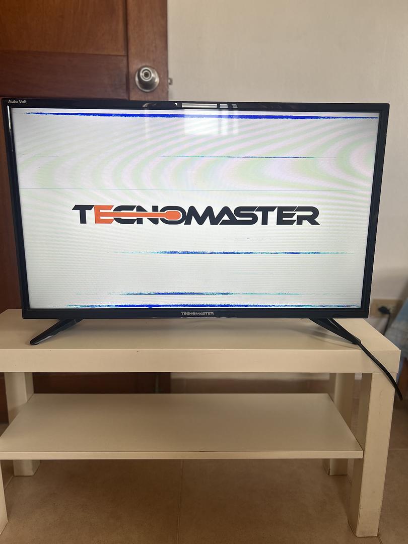 electrodomesticos -  TV tecnomaster con mesa de TV. de IKEA 