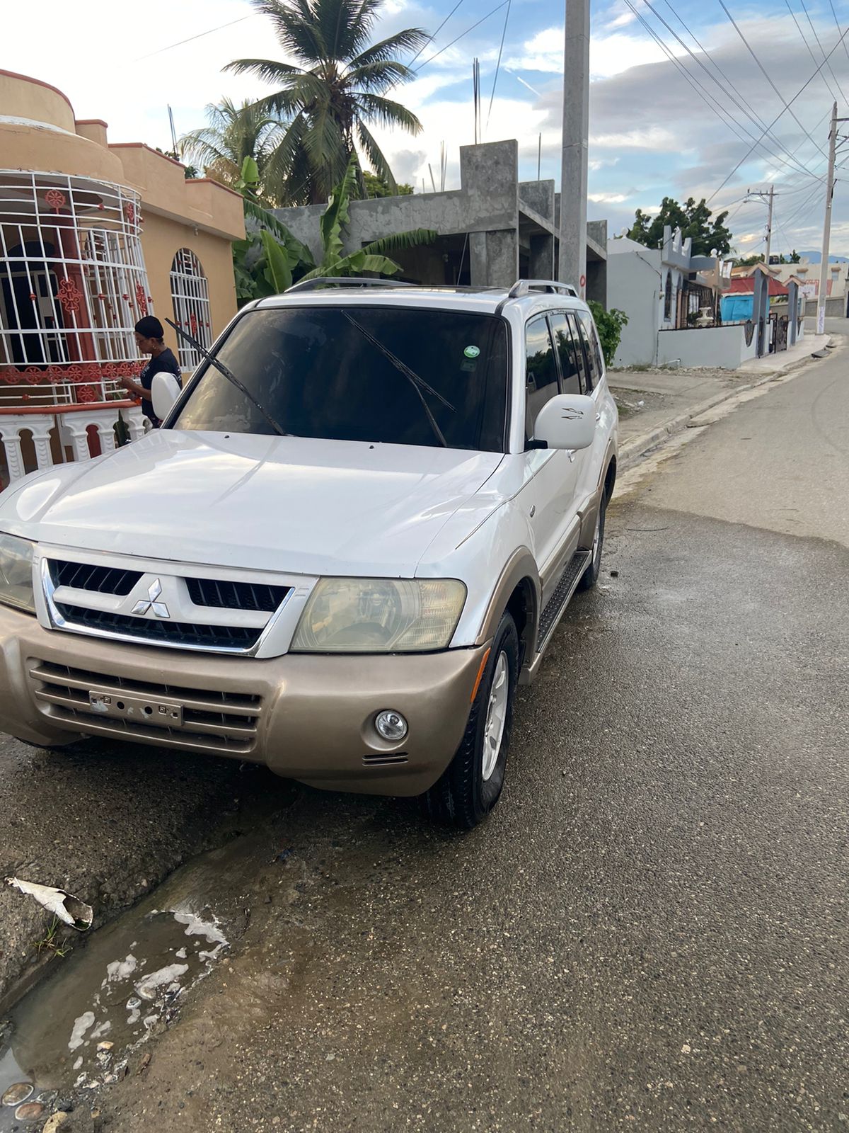 jeepetas y camionetas - Mitsubishi Montero  2