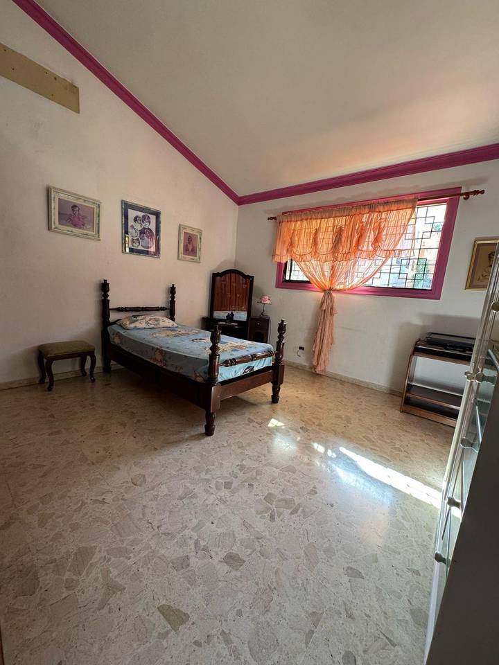 casas - Alquiler de Casa en Viejo Arroyo Hondo 1