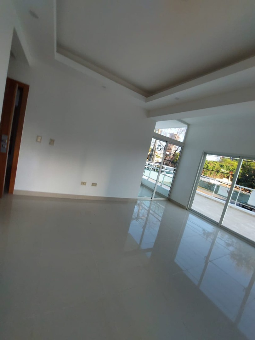 apartamentos -  TORRE MODERNA  2DA CON TERRAZA, EXCELENTE  UBICACION 2