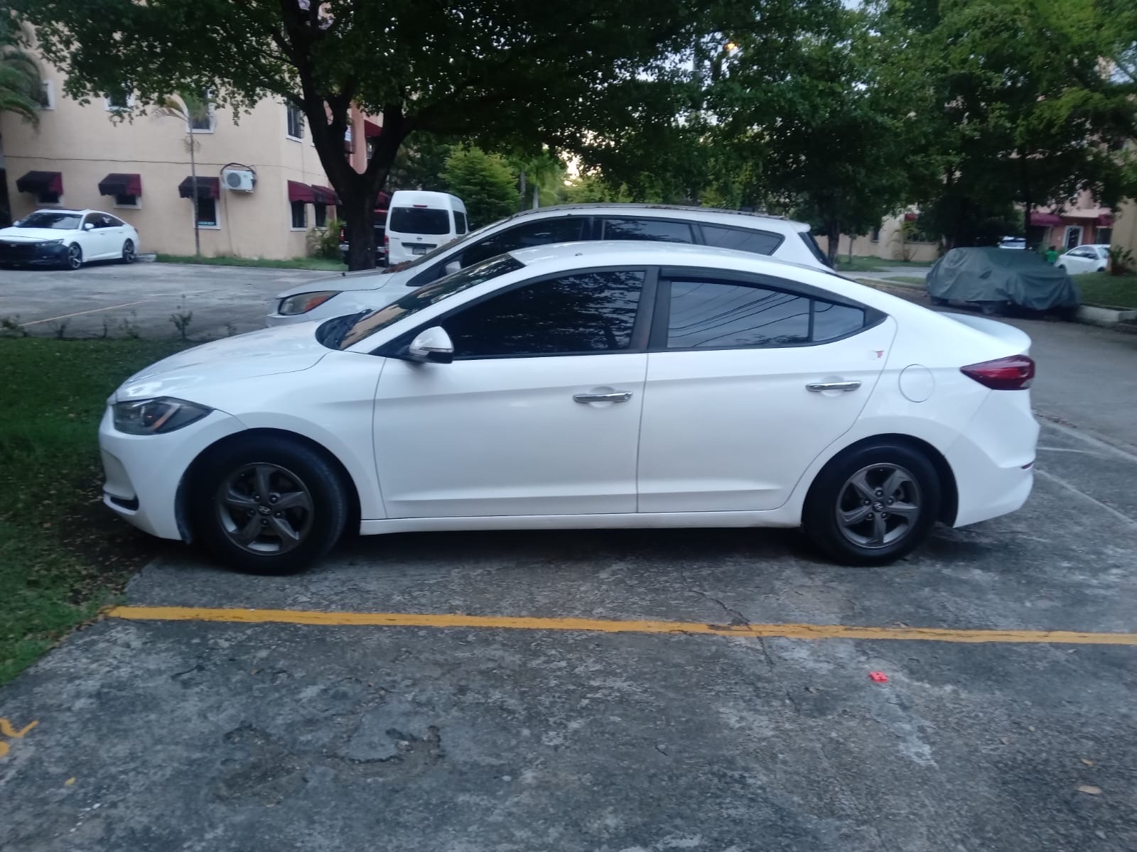 carros - Hyundai Avante 2017 de oportunidad.  2