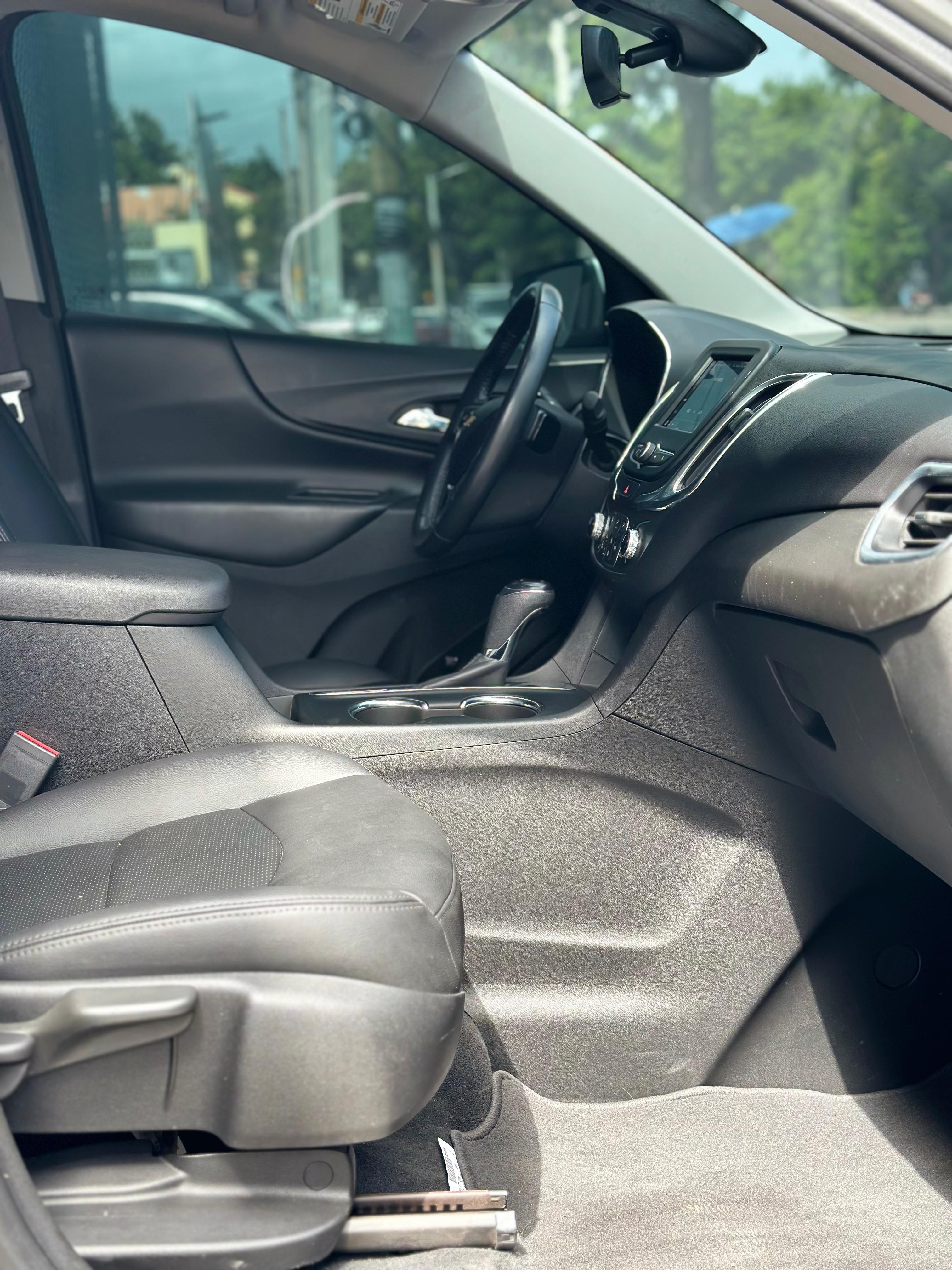 jeepetas y camionetas - 2020 CHEVROLET EQUINOX LT CLEAN CARFAX 8
