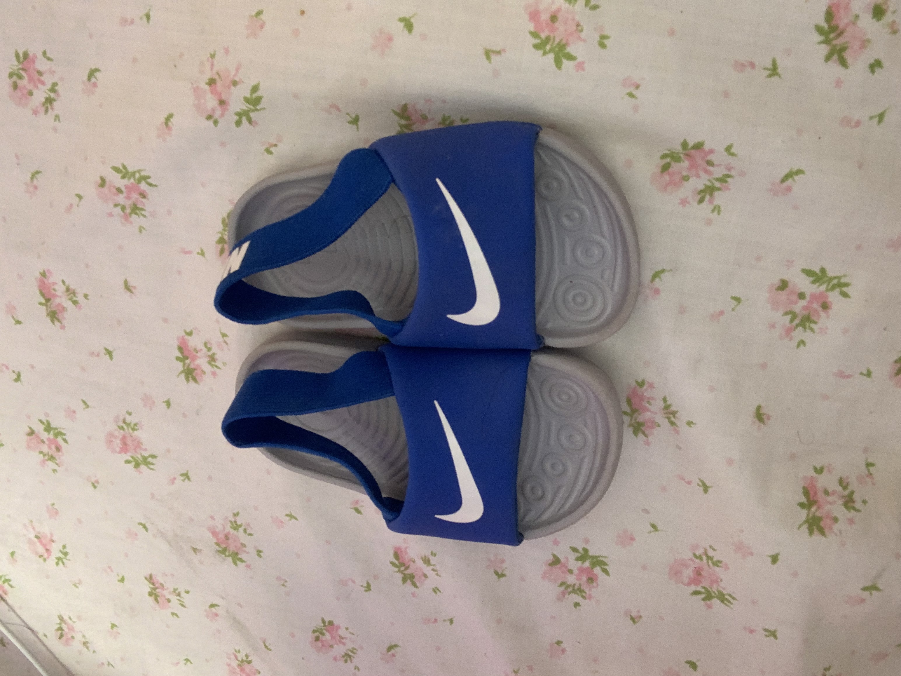 ropa y zapatos - Sandalias Nike para bebés  1
