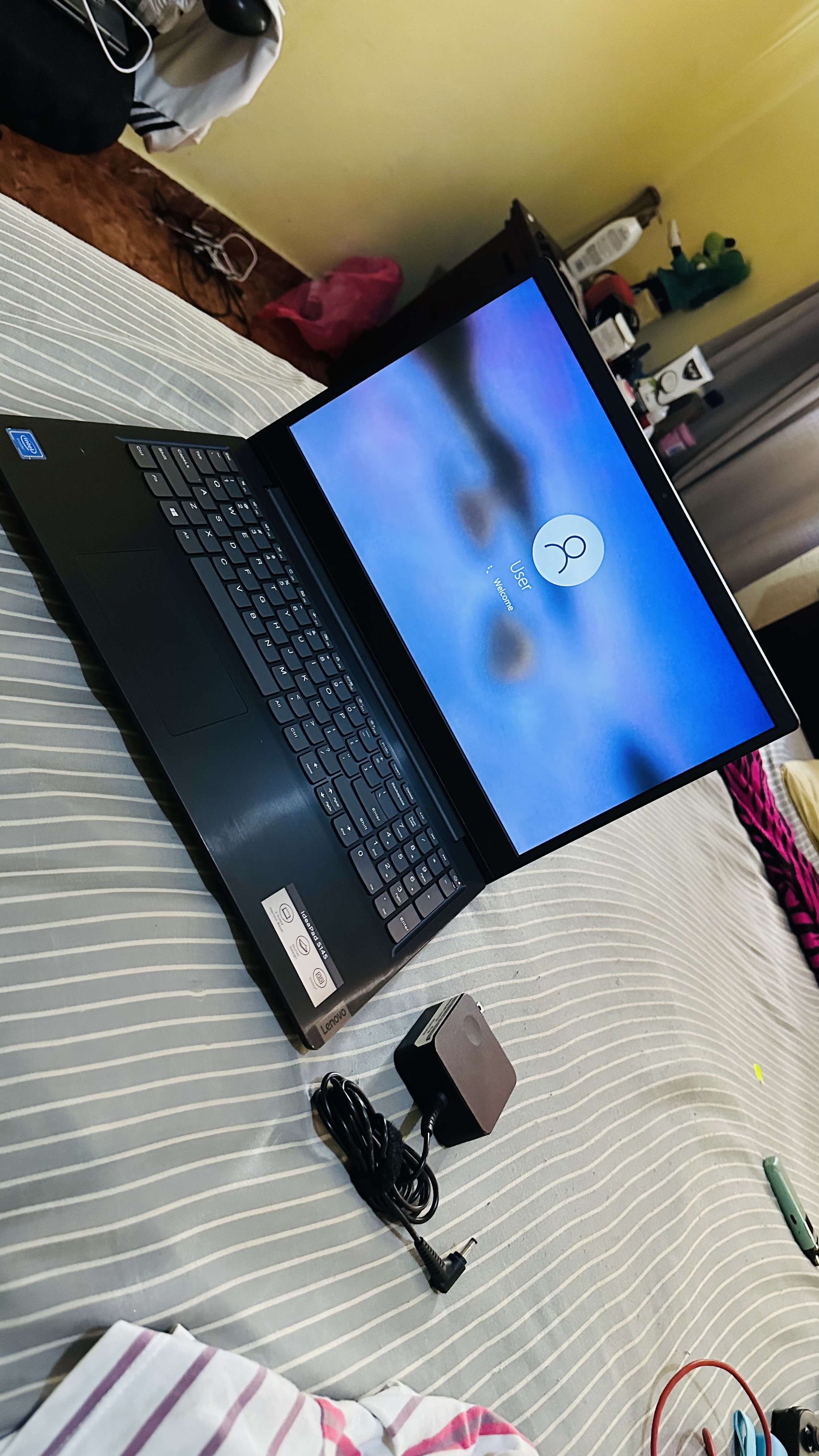 computadoras y laptops - LAPTOP LENOVO IDEALPAD S145 15” 4