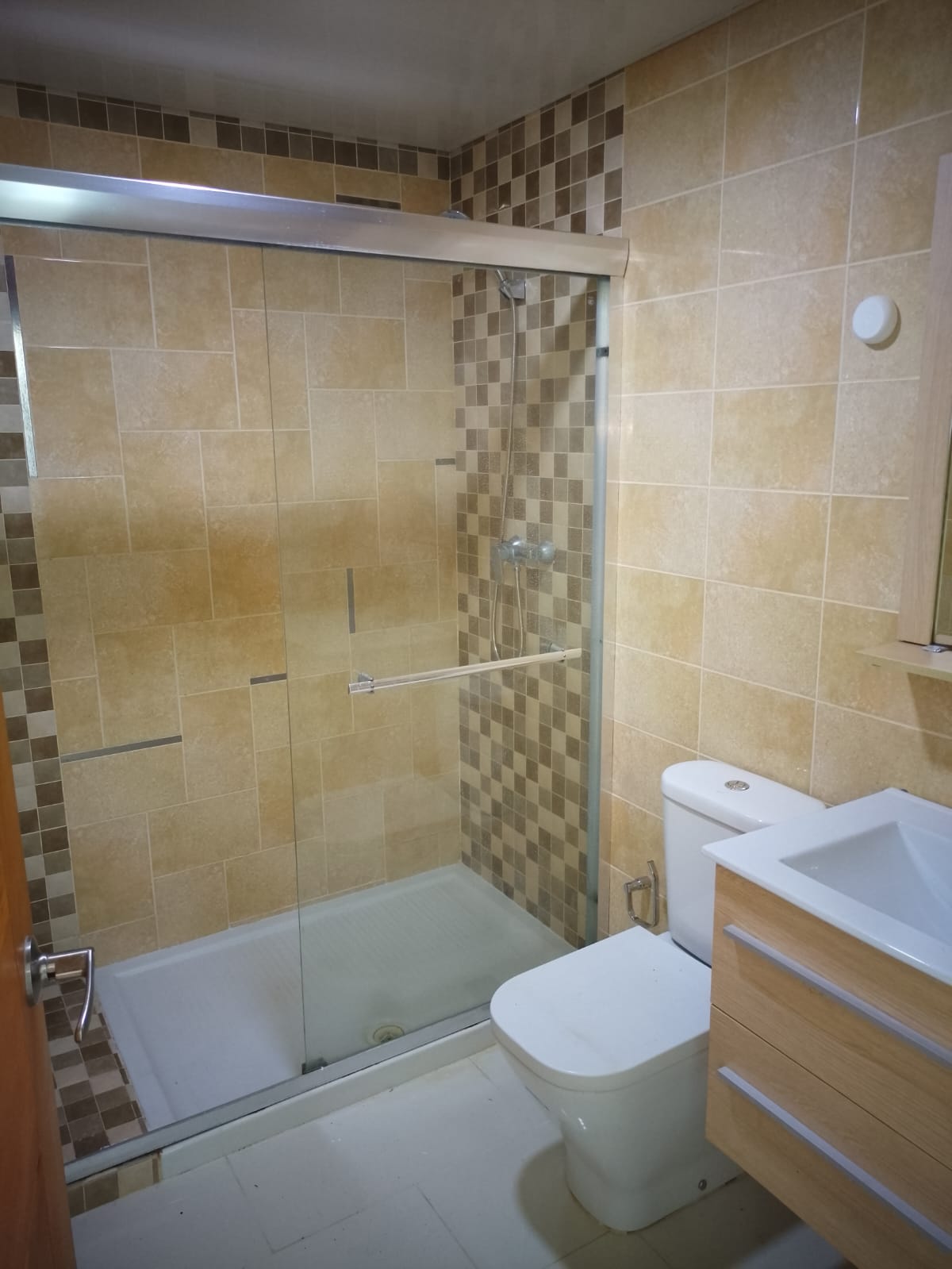 apartamentos -  Apartamento TORRE RUBI 
Bella Vista cerca del Downtown Center en venta alquiler 9