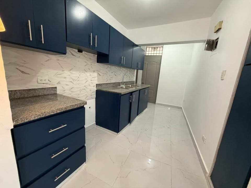 apartamentos - *VENDO APTO EN RENACIMIENTO* Apartamento de venta  5