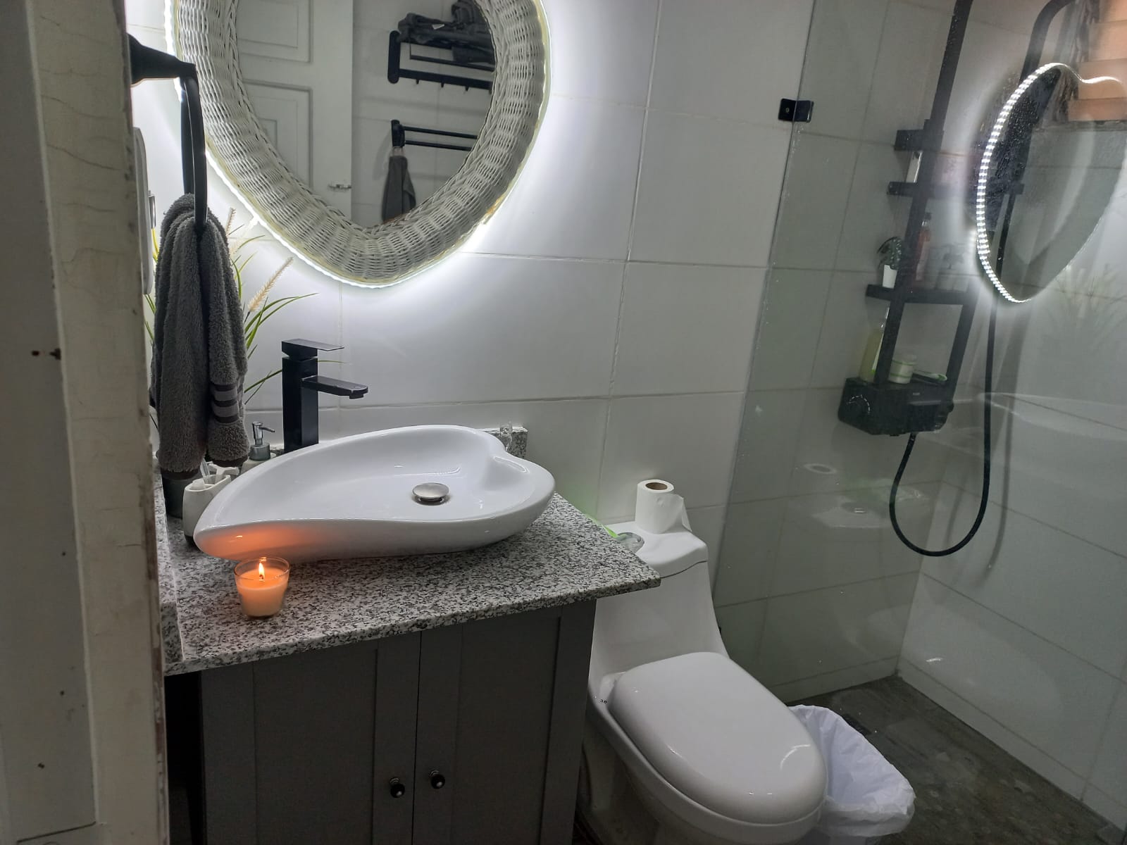 apartamentos - Se rentan dos apartamentos Bella vista AMUEBLADO 1