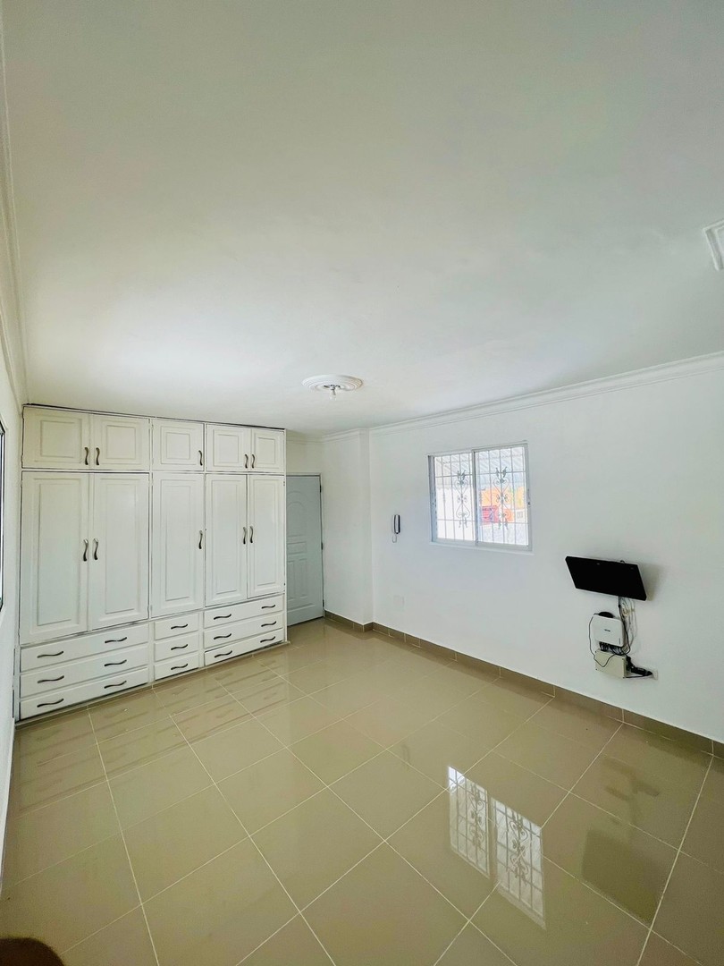 casas - 🔥VENDO DE OPORTUNIDAD 🏡CASA DE 2 NIVEL 📍 SECTOR CABIRMA DEL ESTE 7