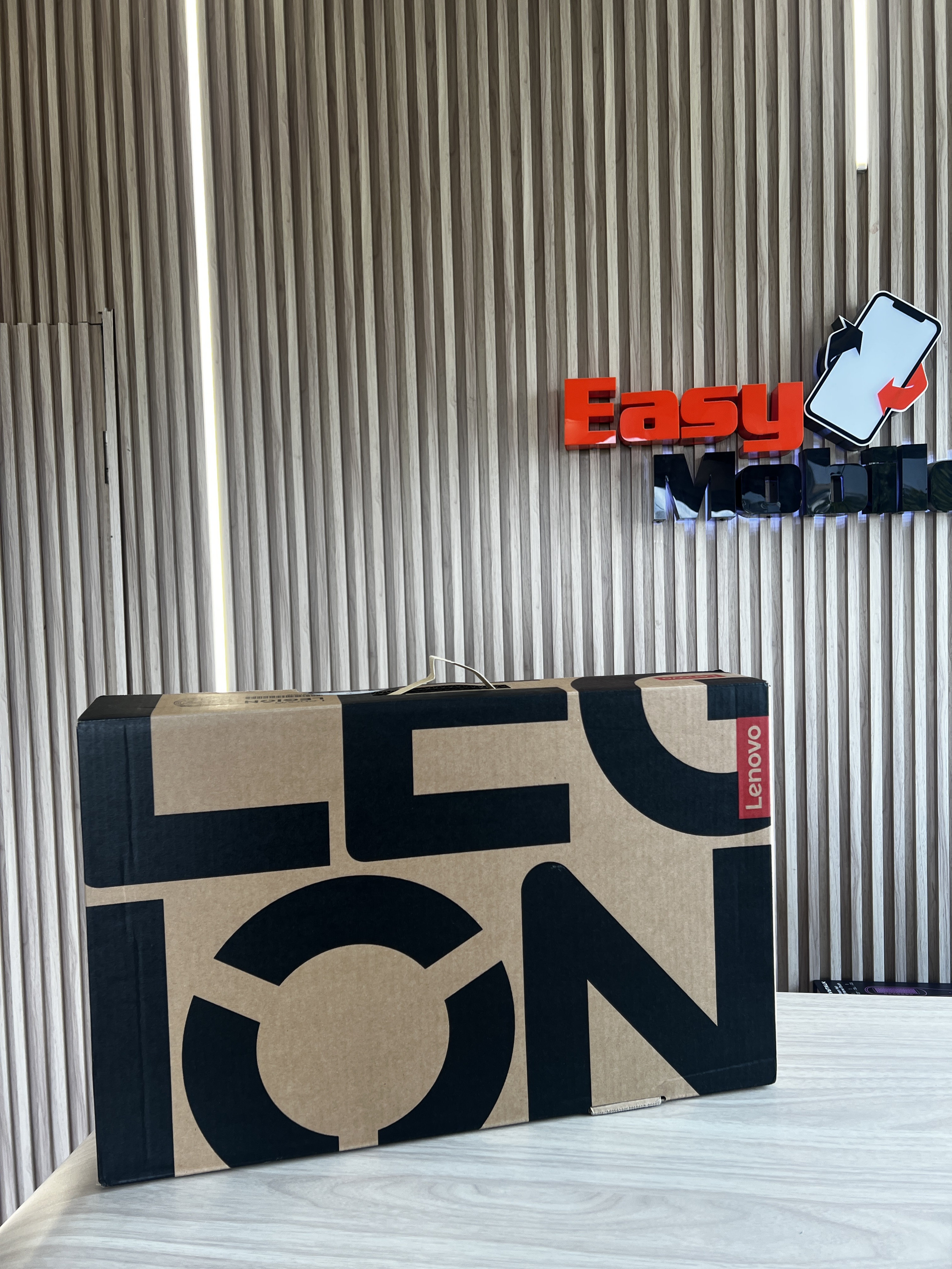 computadoras y laptops - LENOVO LEGION 5i Gen 10 OLED 165Hz Ultra 7 255HX 1TB SSD16GB RAM RTX-5070 8GB