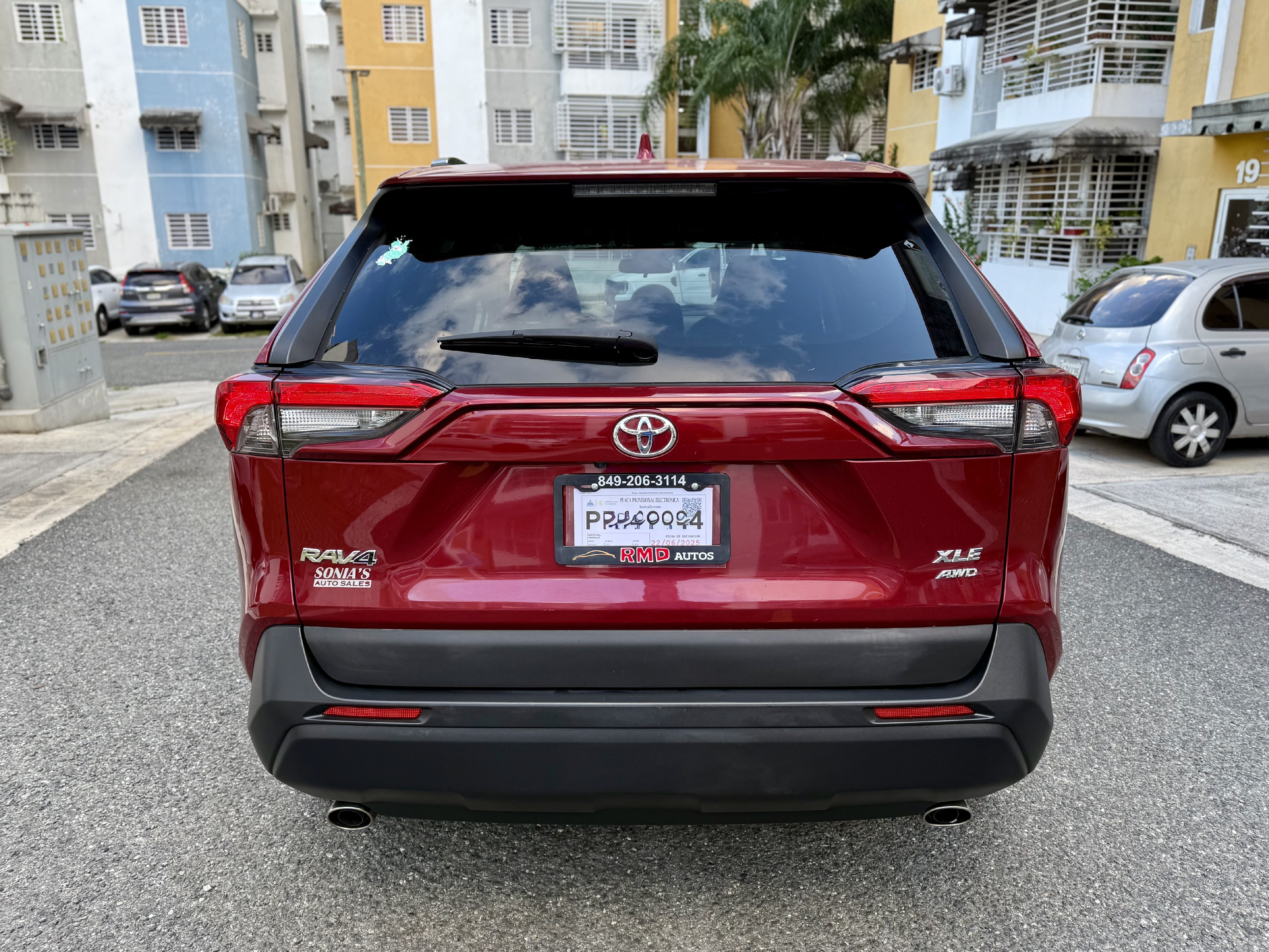 jeepetas y camionetas - Toyota Rav4 2021 XLE PREMIUM 4x4 2