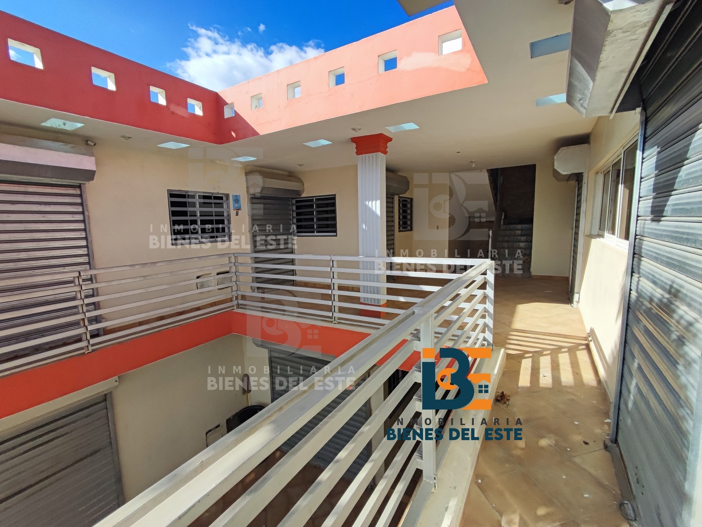 oficinas y locales comerciales - 🔸Se Rentan  Varios Locales Comerciales en Residencial Villa España. 8