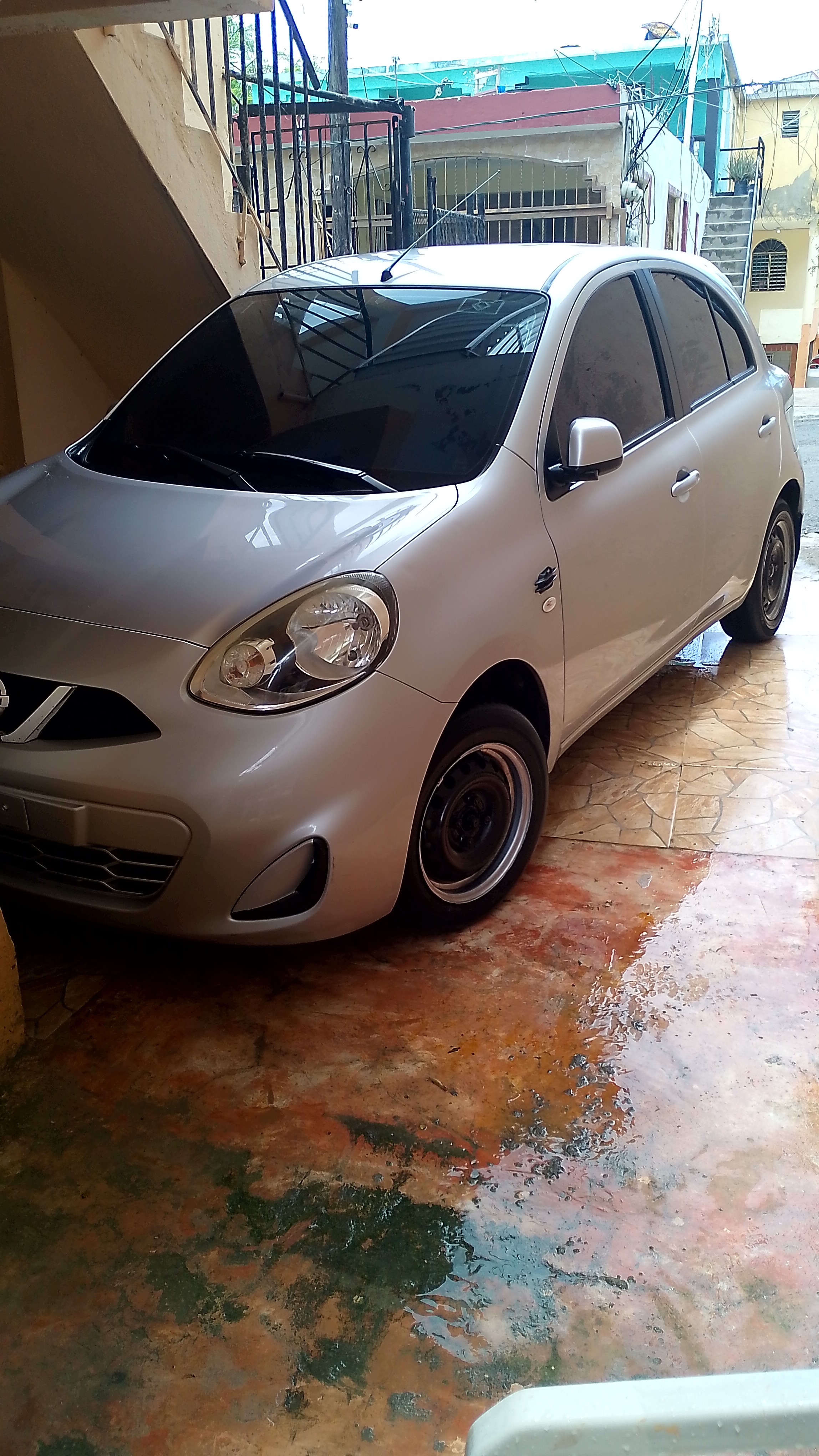 carros - se vende Nissan March 2019 1