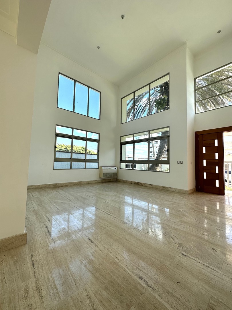 casas - La Julia casa 4 habitaciones 6 baños 4 parqueos 0