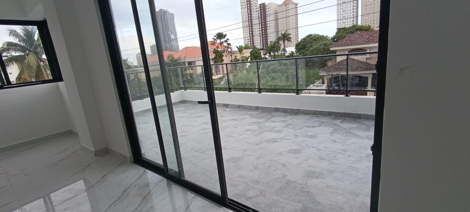 apartamentos - Los Cacicazgos, Apartamento en 2da con terraza, 3 hab con acabados de primera 3