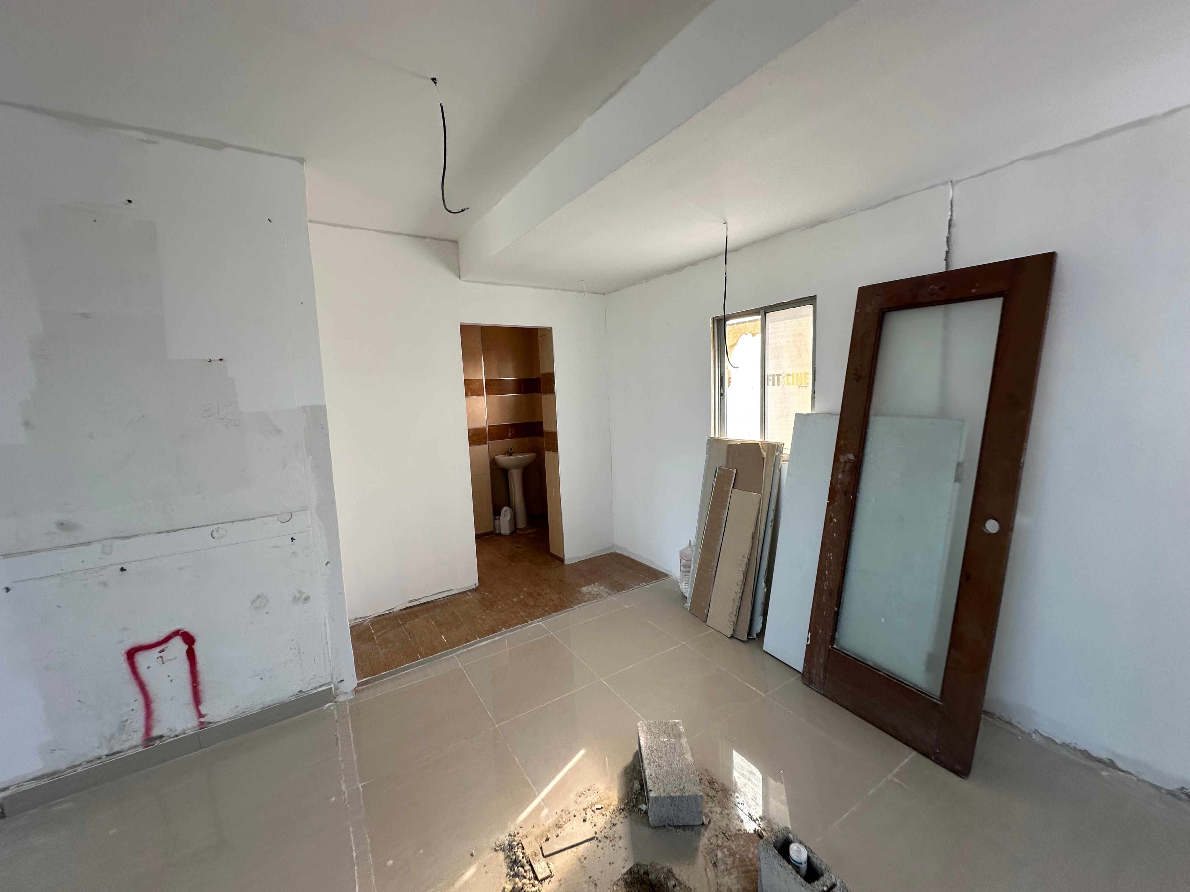 oficinas y locales comerciales - Locales remodelados prox al jardin botanico 1