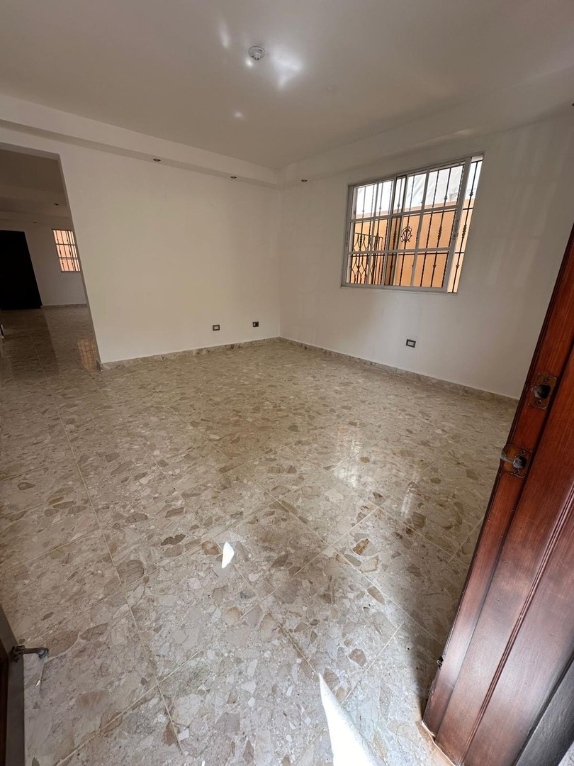 casas - SE ALQUILA casa en El Galá para fines residencial u oficinas administrativas 7
