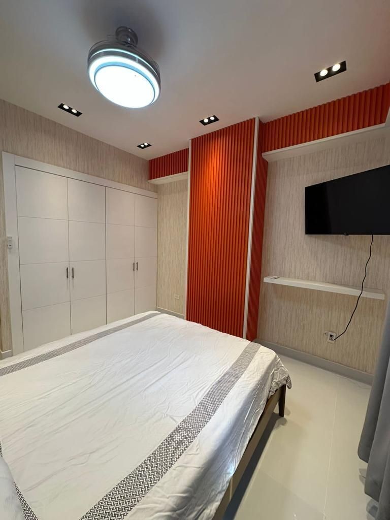 apartamentos - Alquiler de Apartamento Amoblado en Renacimiento  2habitaciones Piso Alto 5