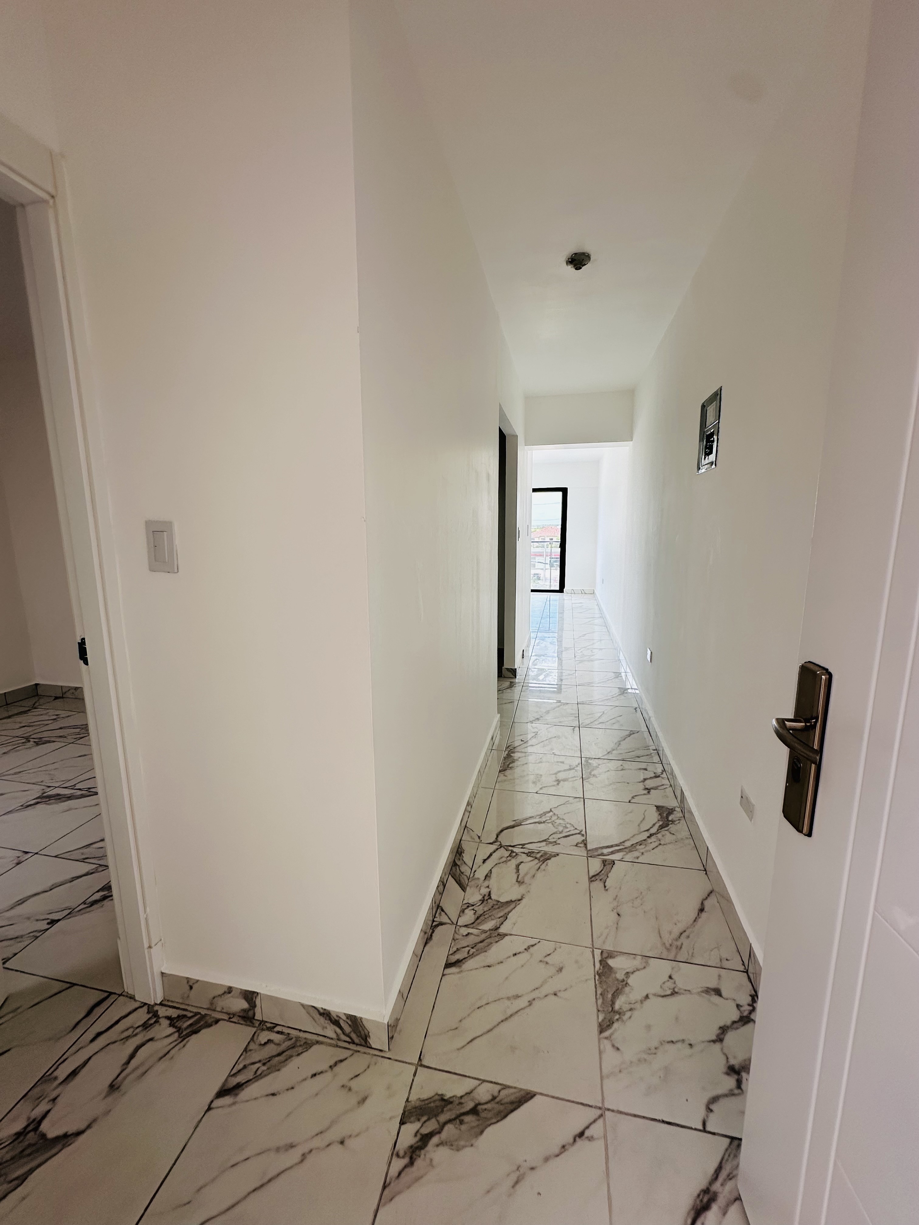 apartamentos - 🚨DE OPORTUNIDAD🚨 
Se vende apto de 1H en la Domingo maíz listo para la entrega 5