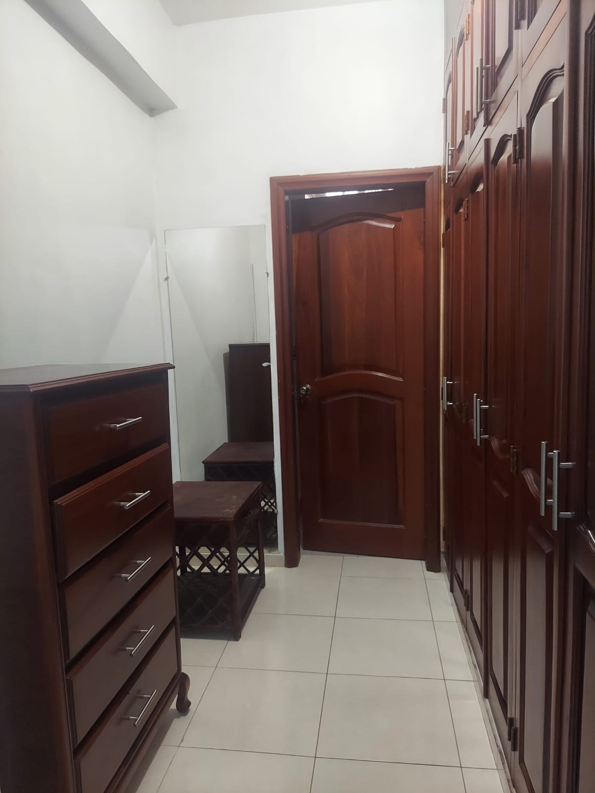 apartamentos - SE ALQUILA APARTMENTO AMUEBLADO EN BELLA VISTA! 8