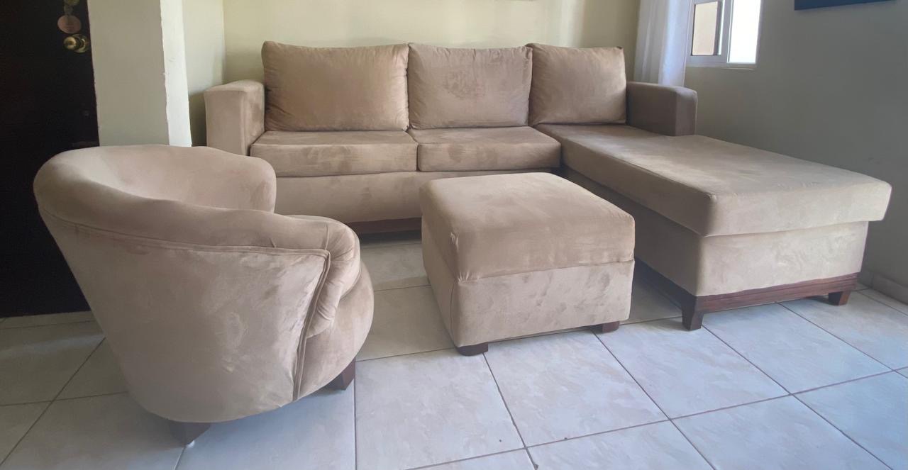 muebles y colchones - Mueble en L, butaca y otomano 3
