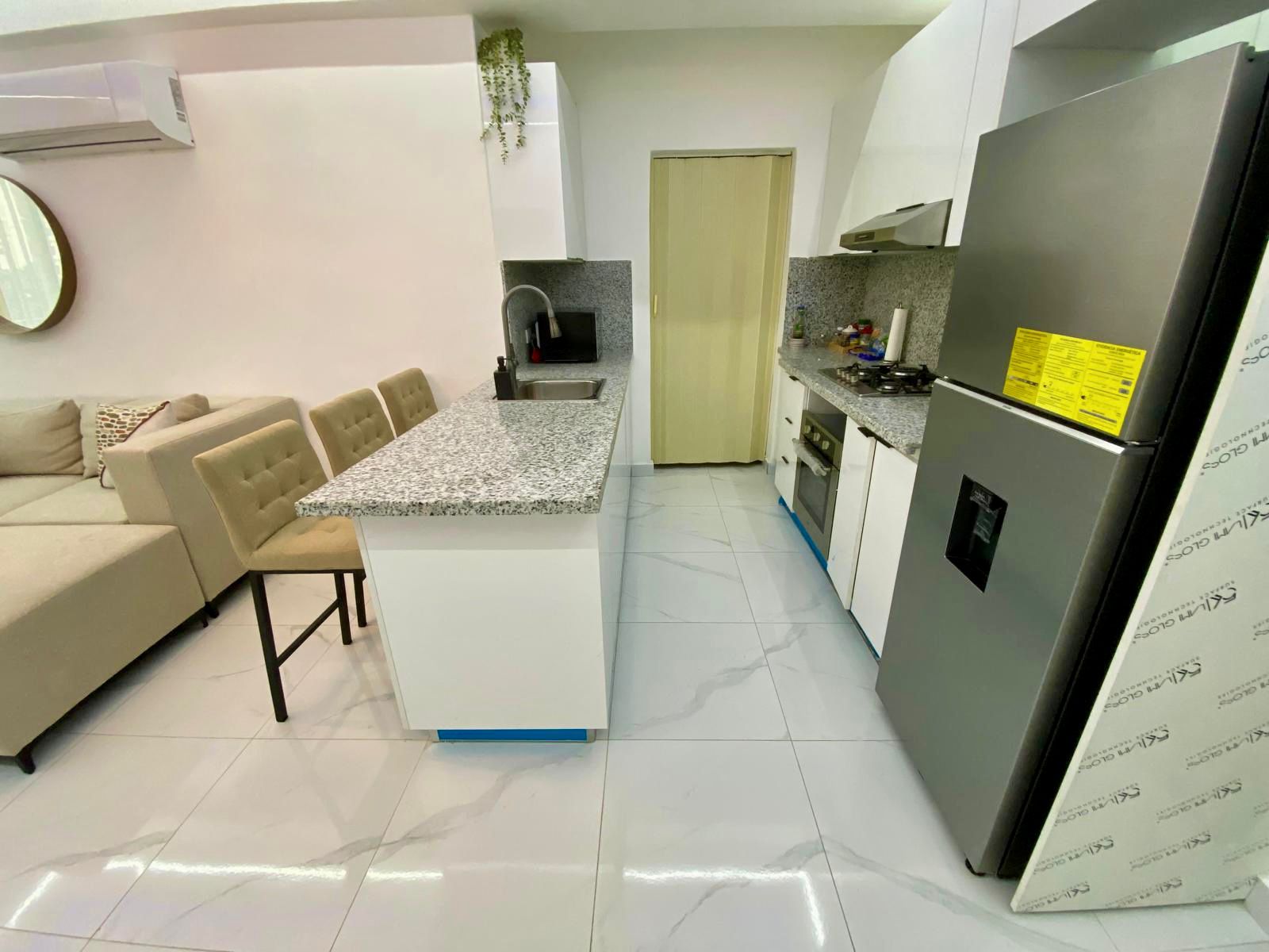apartamentos - Venta de Apartamento en el Naco 8