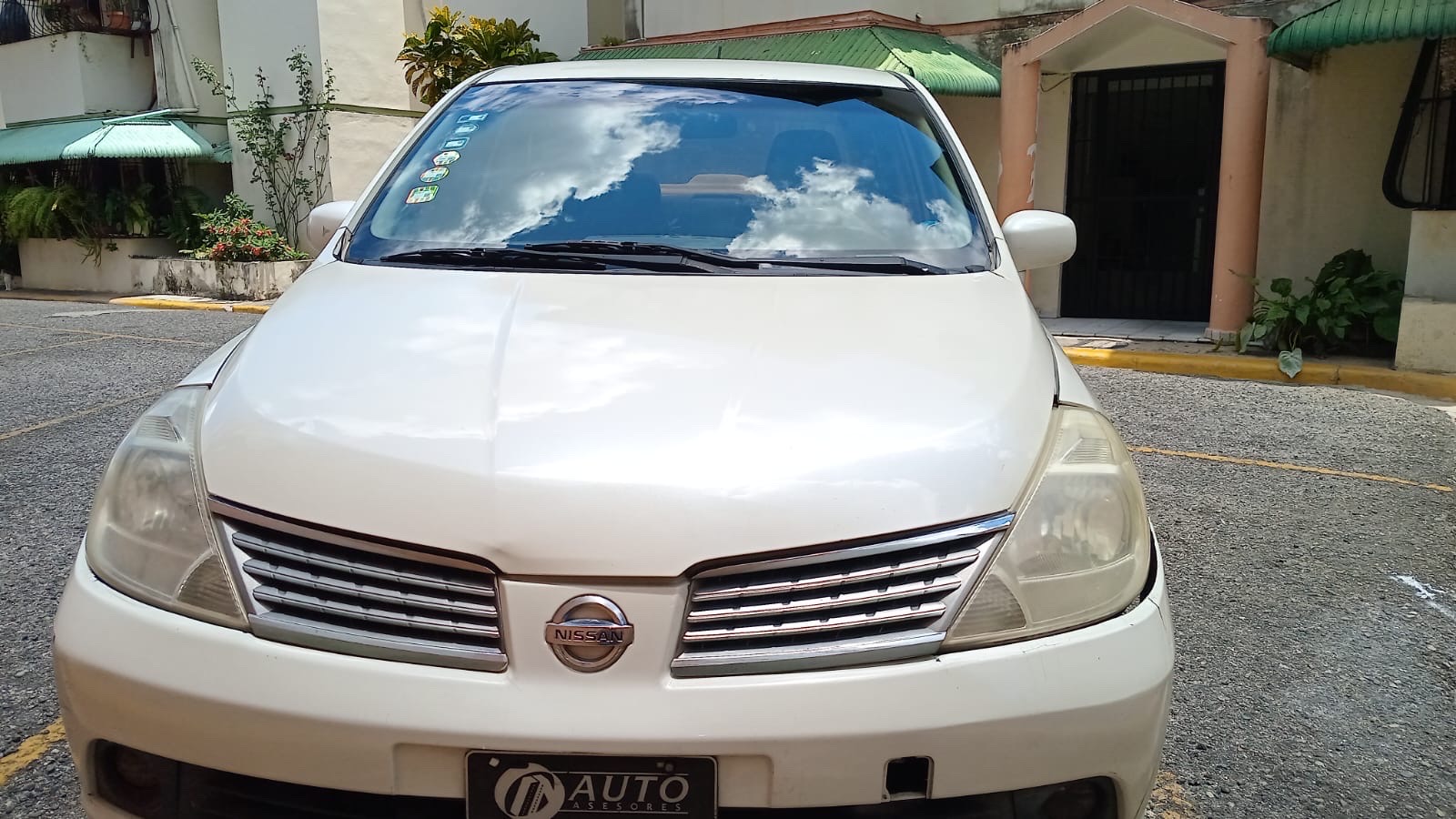 carros - Nissan versa (tiida) 