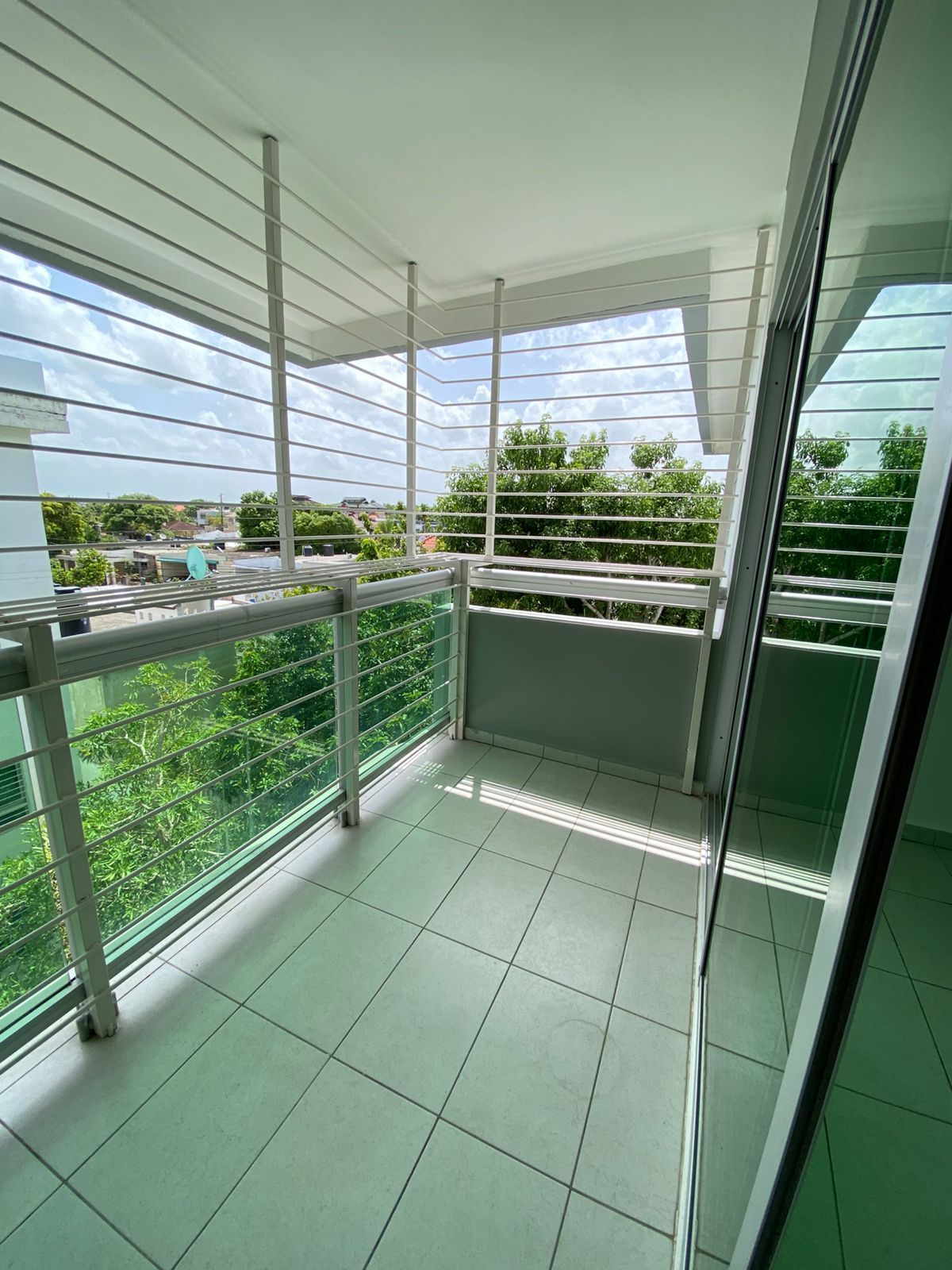 apartamentos - Vendo apartamento en jardines del fresno 3