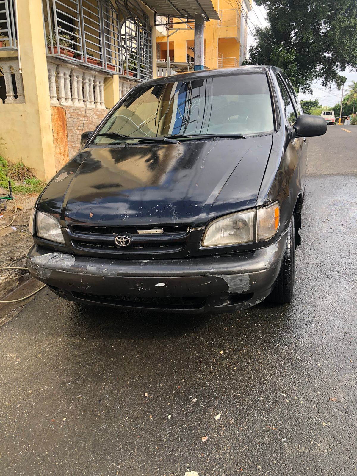 carros - SE VENDE TOYOTA  SIENNA 98 3