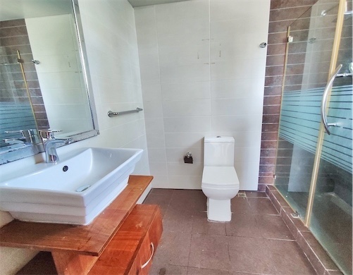 apartamentos - Tercer nivel de renta en La Esmeralda 4