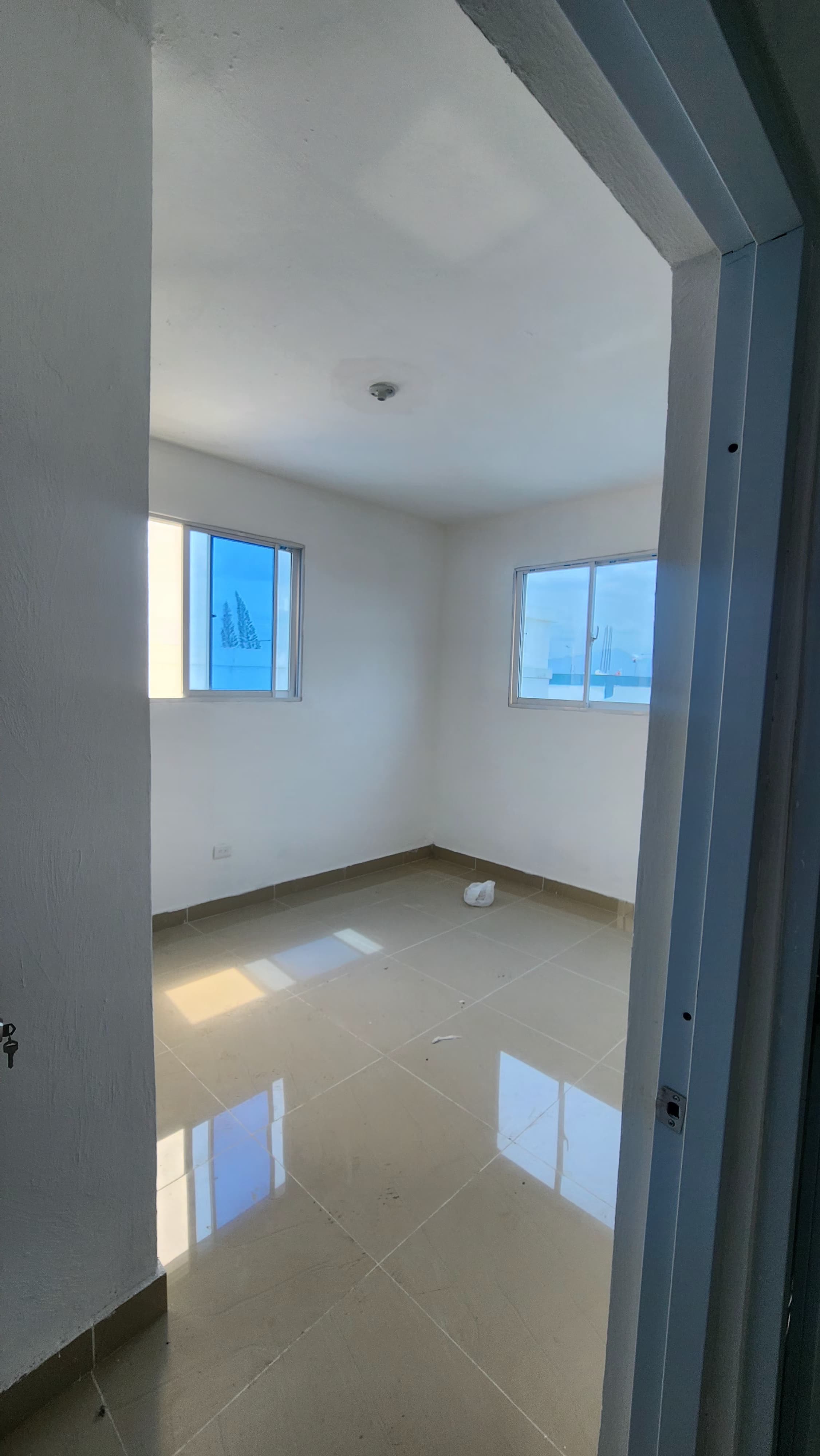 apartamentos - Apartamento sin balcón disponible  0