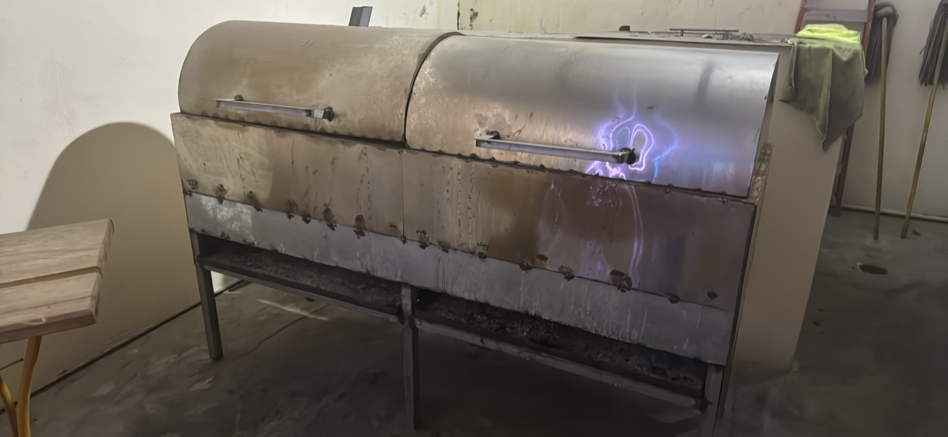 equipos profesionales - horno (BBQ , Humeador,caja china)  0
