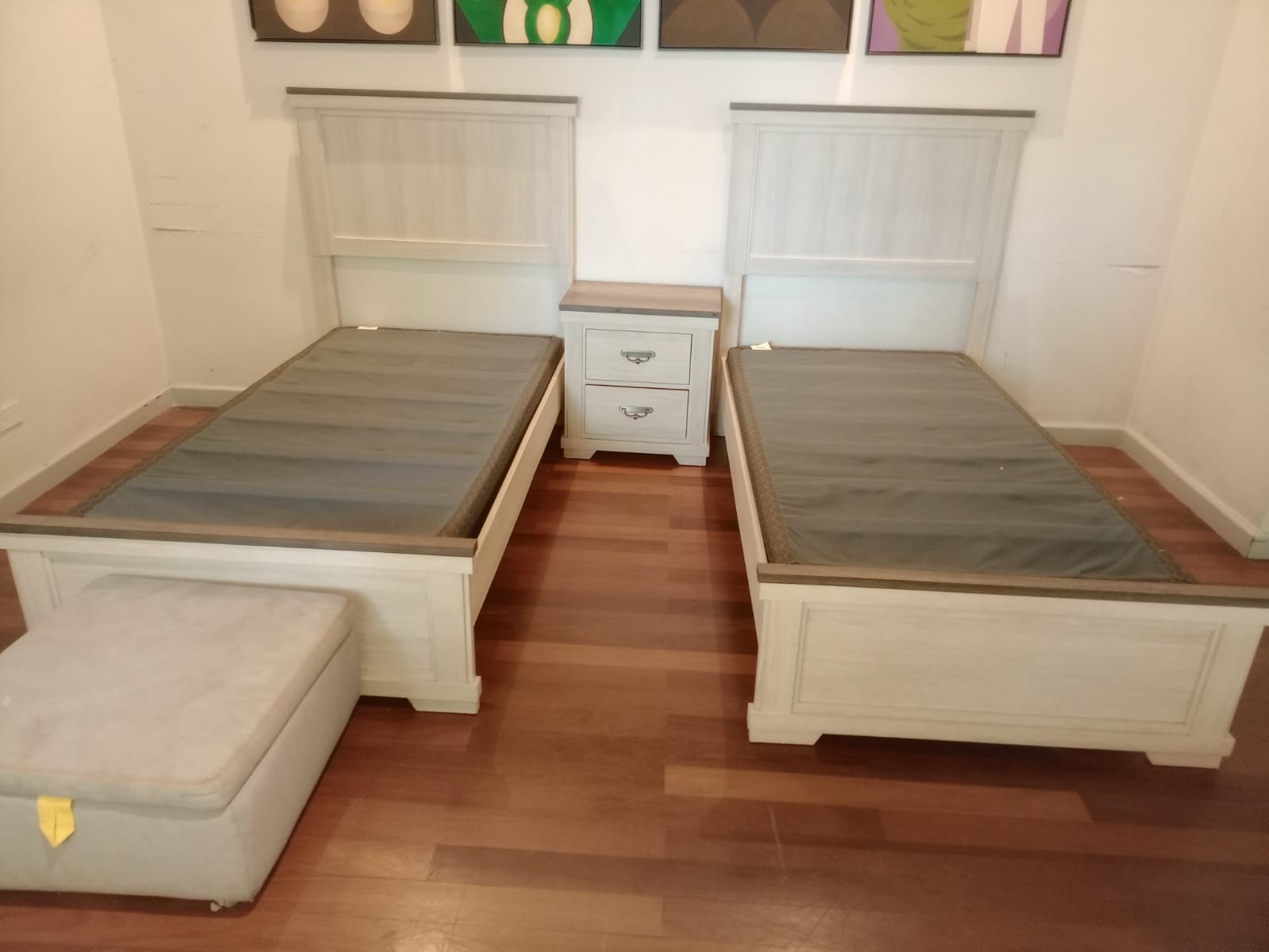 muebles y colchones - Juego de Habitación  Camas Twin 0