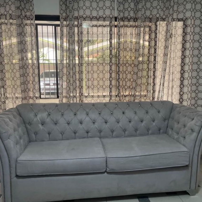 muebles y colchones - Sofá grande tapizado gris 0