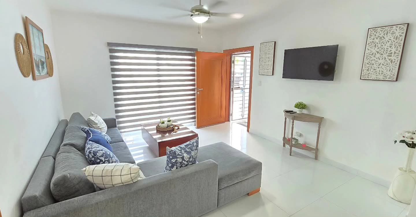 apartamentos - RENTO 1ER PISO EN VILLA MARÍA A TRAS DEL HOMS Y A 5 MIN DEL MONUMENTO  8