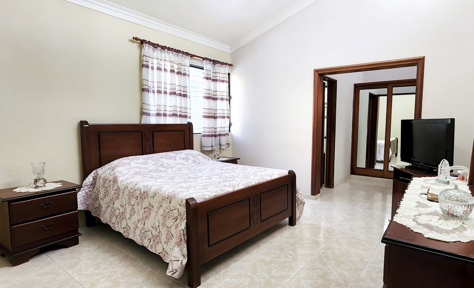 casas - Altos de Arroyo Hondo ll de 4 habitaciones piscina 3 parqueos  9