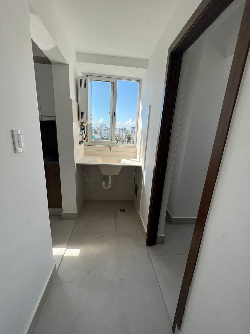 apartamentos - Apartamento en Evaristo Morales 8