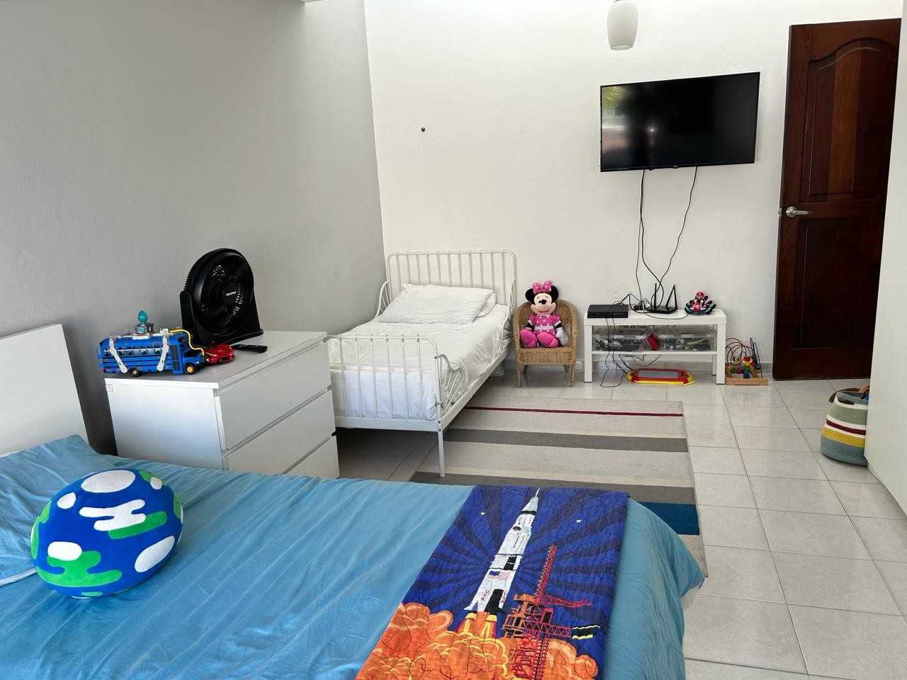 casas - Casa en venta 

Precio de venta
US$ 350,000.00


Uso
Residencial

 7