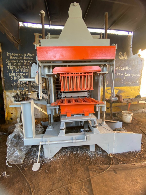 construccion e industrial - MAQUINA DE HACER BLOCK 0