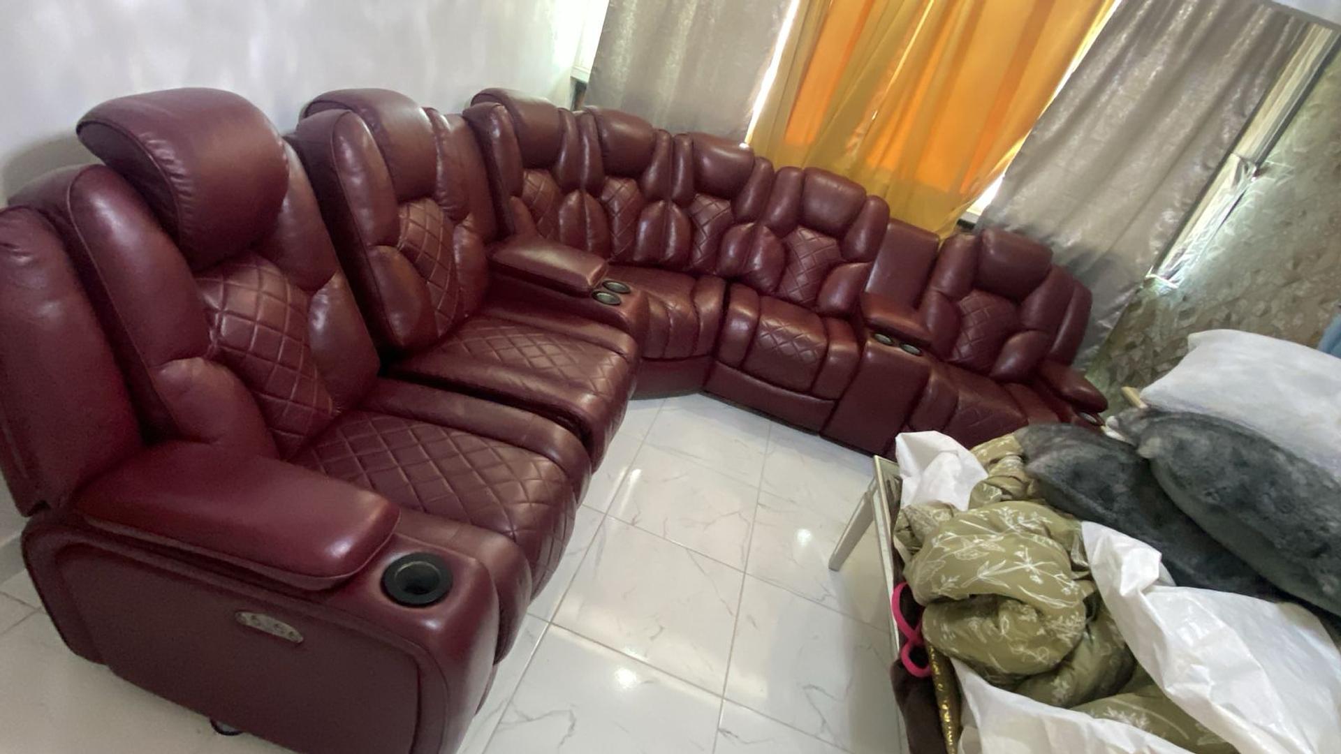 muebles y colchones - Juego De Muebles de leder  3 de ellos se reclinan pidan video para enseñárselo 