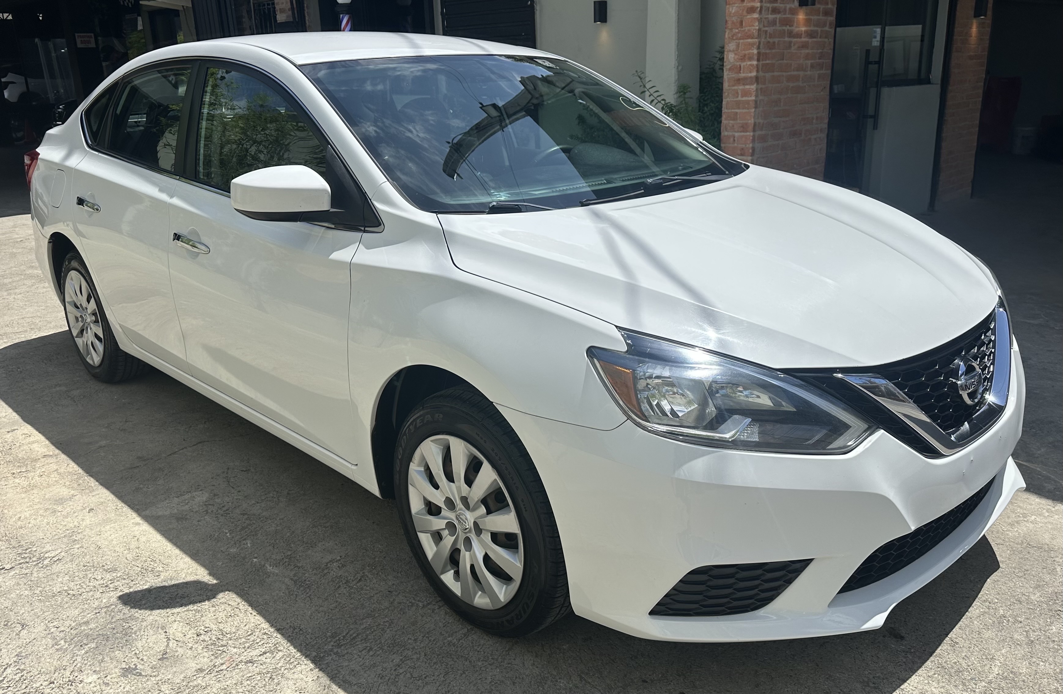 carros - Nissan Sentra S 2019 1