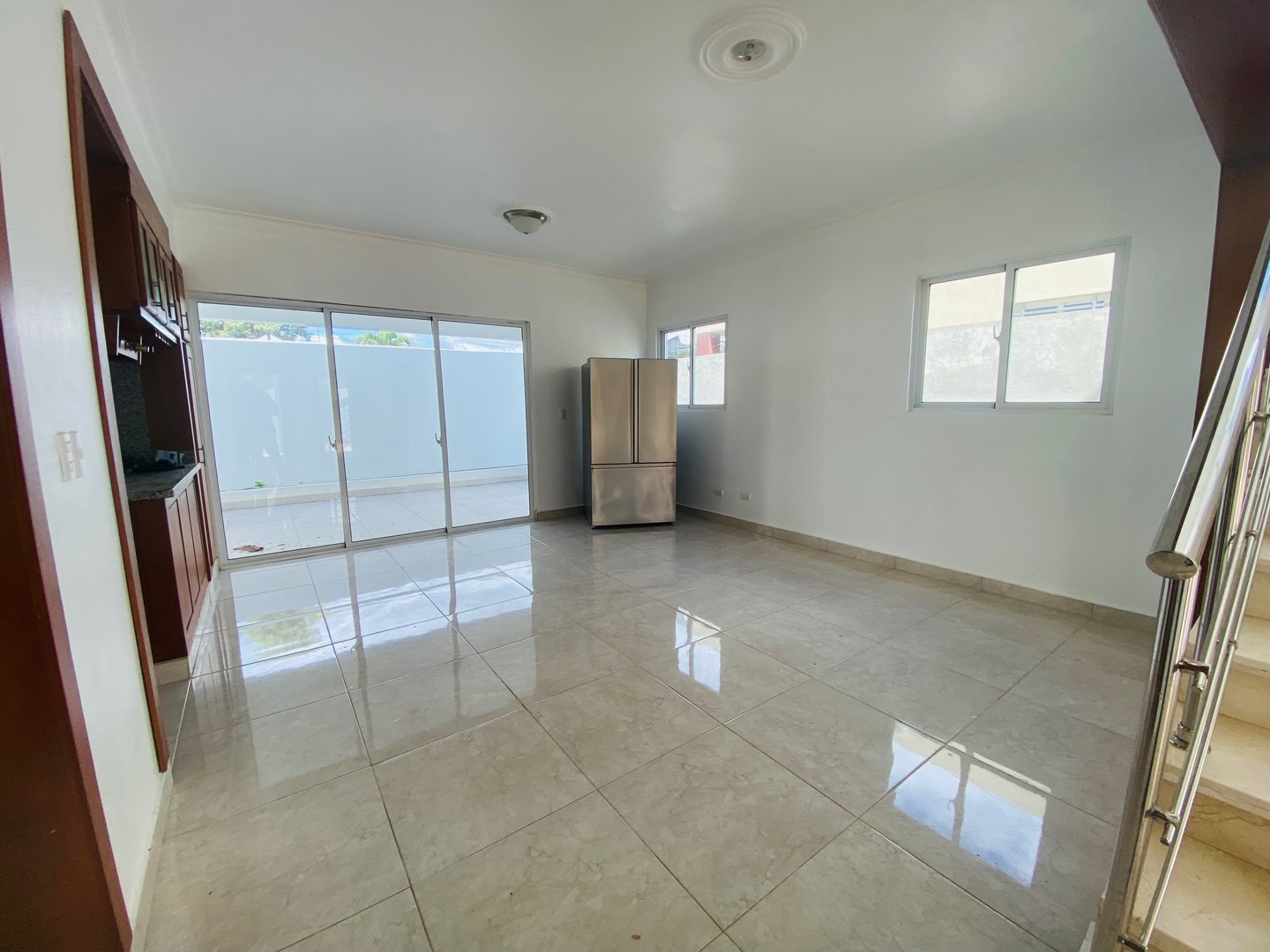 casas - ELEGANTE Y MODERNA CASA EN VENTA EN SANTIAGO DE LOS CABALLEROS
 4