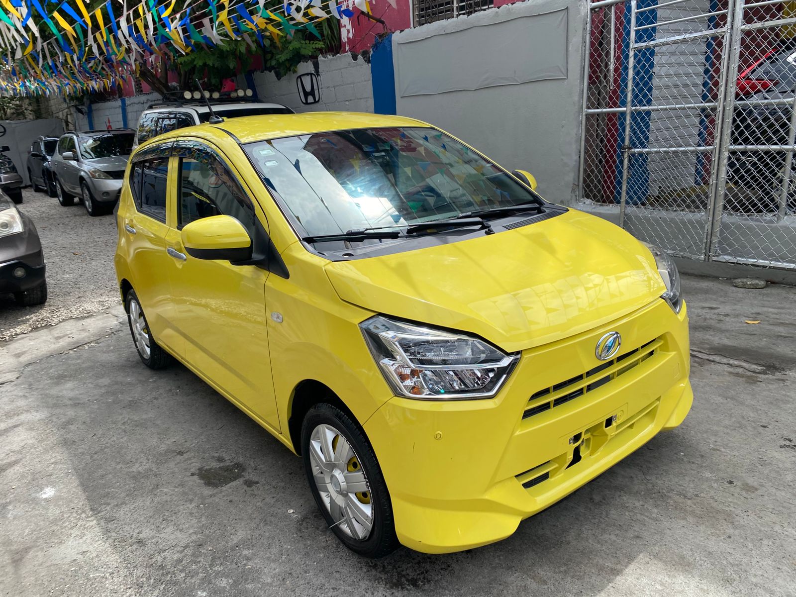 carros - OFERTA! DAIHATSU MIRA 2018 FULL COMO NUEVA  1