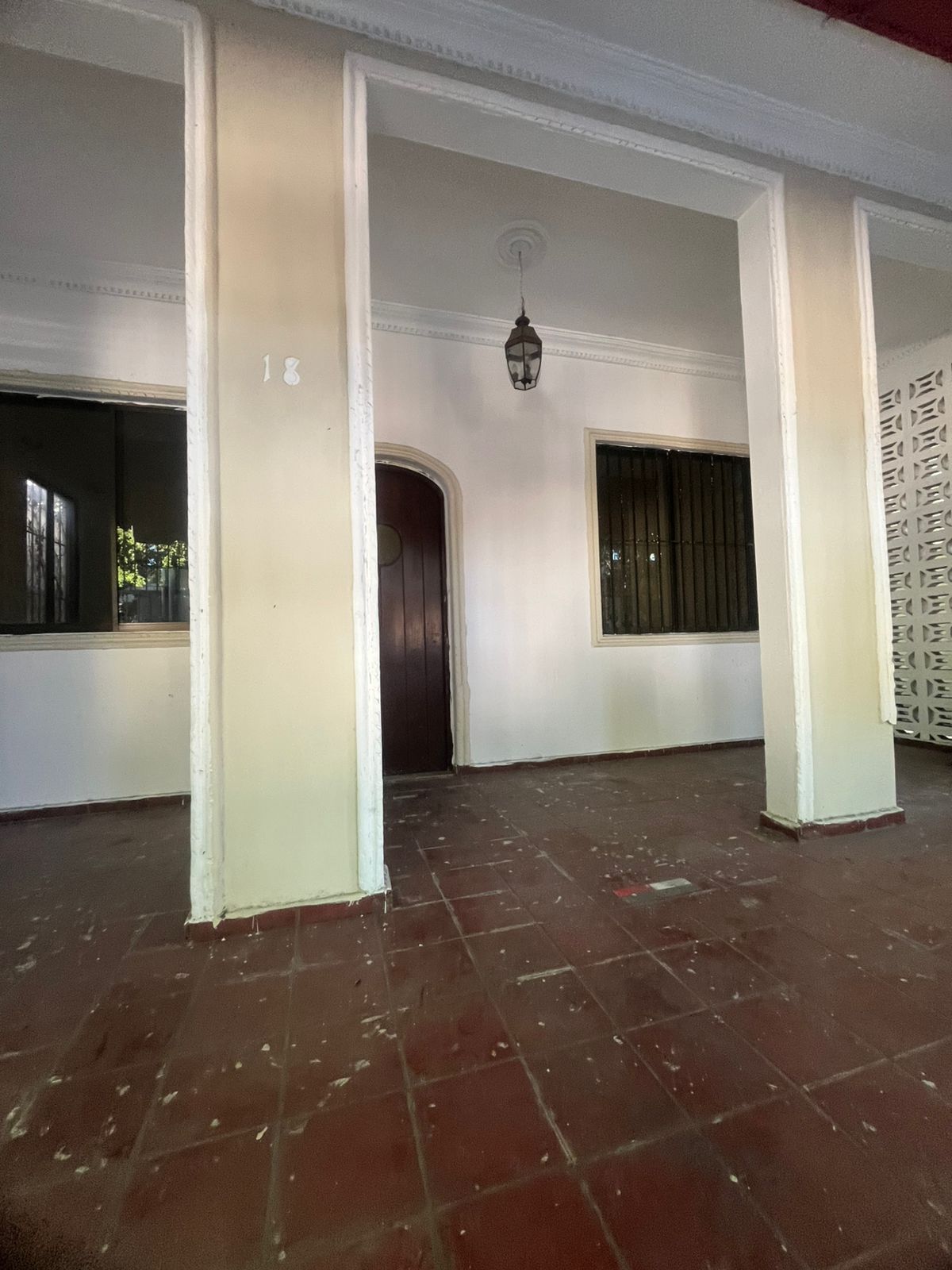 otros inmuebles - Se vende Hotel para remodelar .