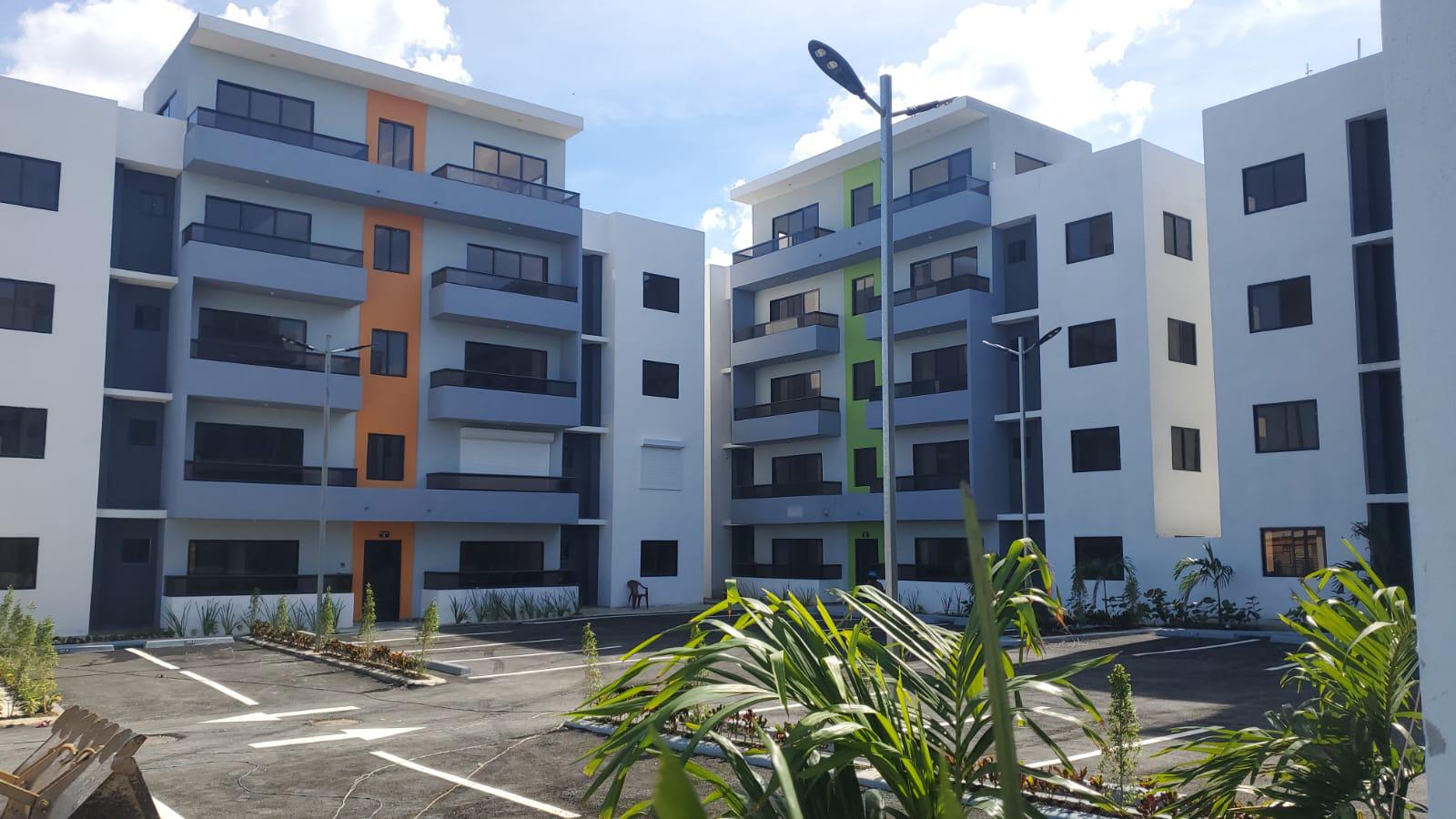 apartamentos - Apartamentos listos para entrega con bono vivienda, Marginal de las Américas 0
